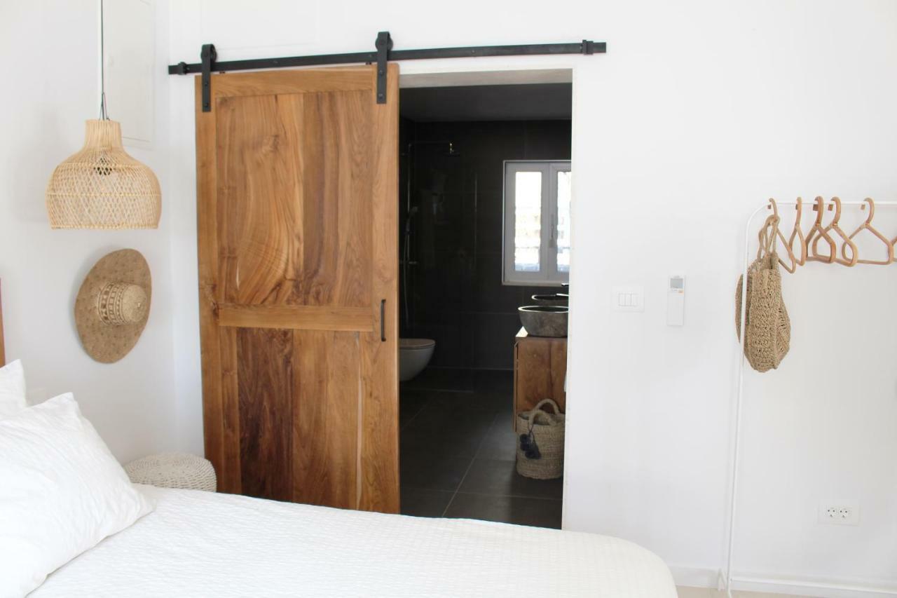 Luxury Family Beach Front Villa - Sunday Beach House Slatine Ngoại thất bức ảnh